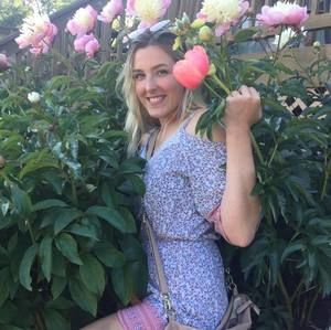 Meet your Posher, April